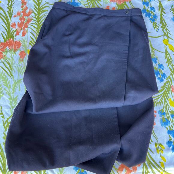 Chaus Size 12 Gray Skirt - Picture 1 of 8